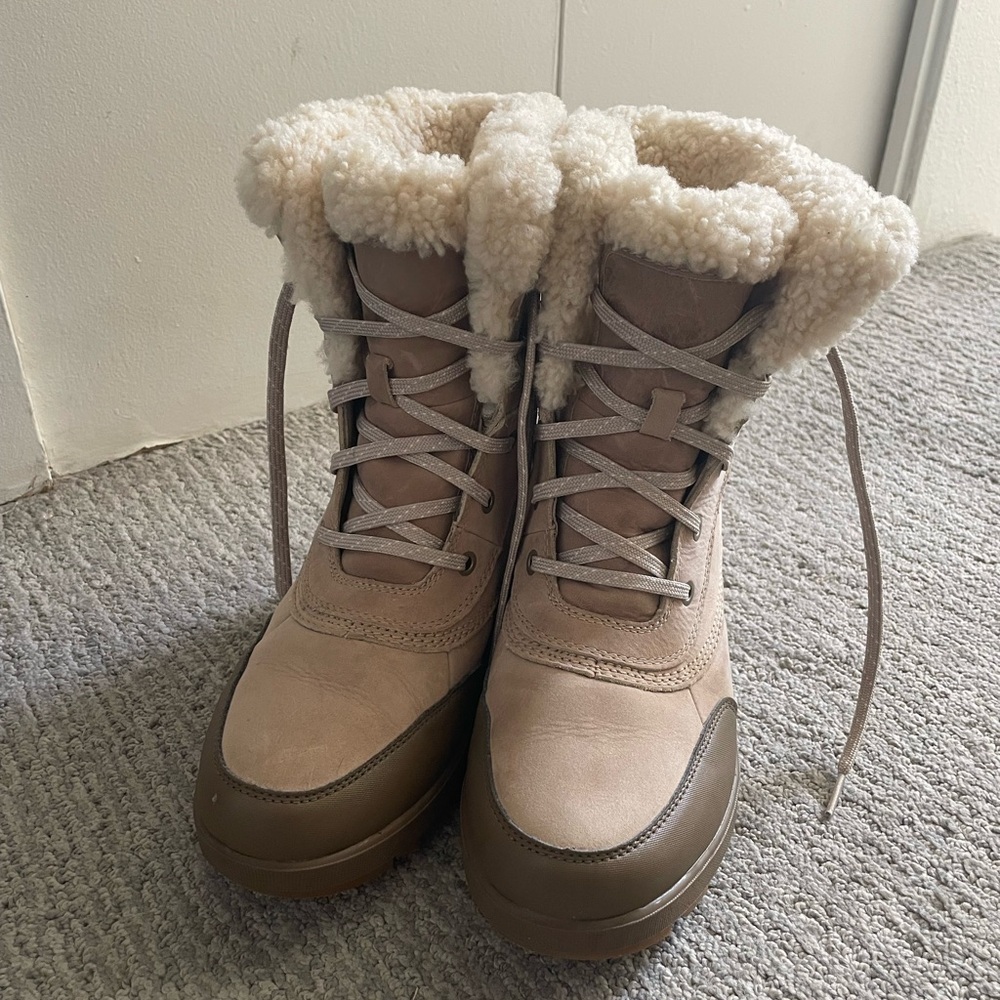 Women's Tan Winter Boots